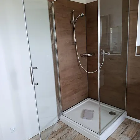 Apartmán Grosse Mit Garten - 10 Minuten Von Templin *